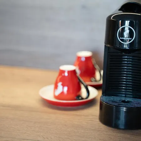 Bellamare Brand New *