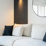 Bellamare Brand New Apartment