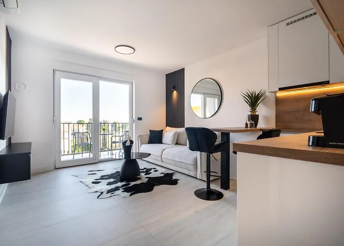 Bellamare Brand New Apartment Zadar