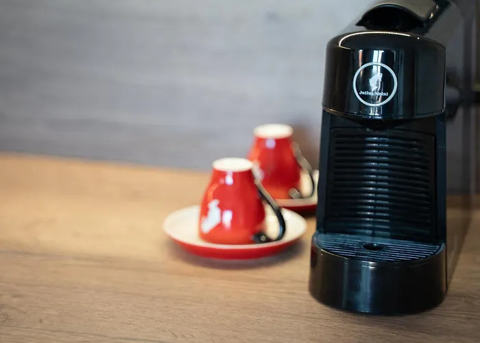 Bellamare Brand New *