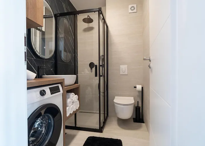 Bellamare Brand New *